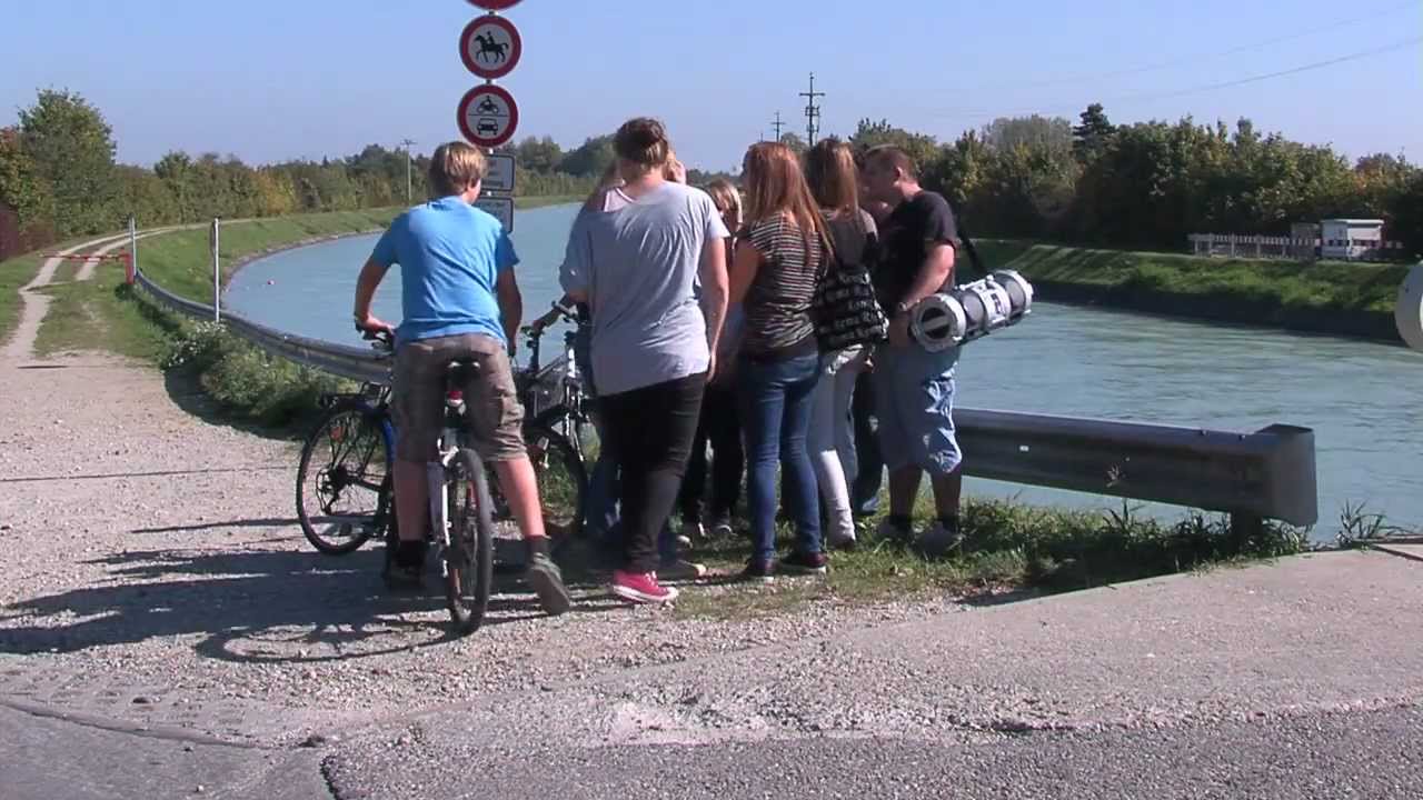 Gefahren an Fließgewässern - Die Brückenparty