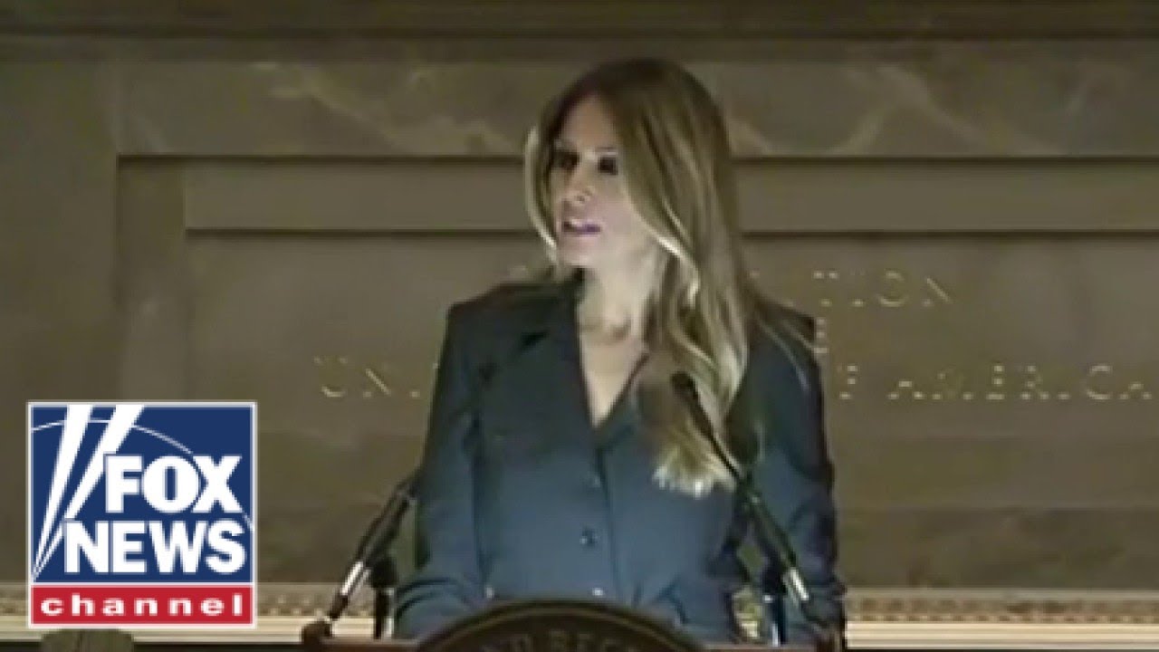 Melania Trump speaks at ceremony for naturalized citizens