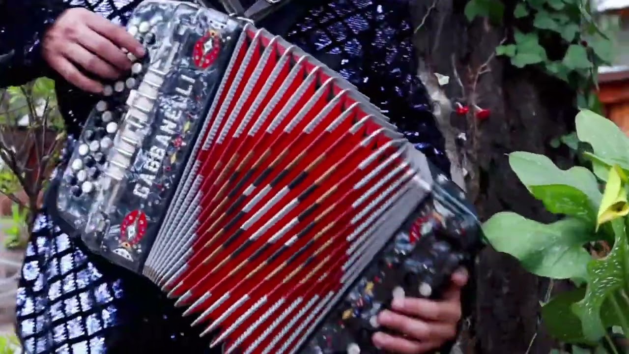 Grupo Sierra M&aacute;gica - Sin ti nada importar&iacute;a (video oficial)