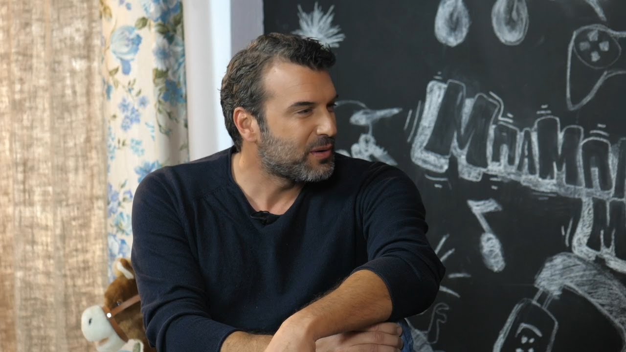 Ο Αντώνης Βλοντάκης στο «Μαμά-δες» | 30/04/2022 | ΕΡΤ