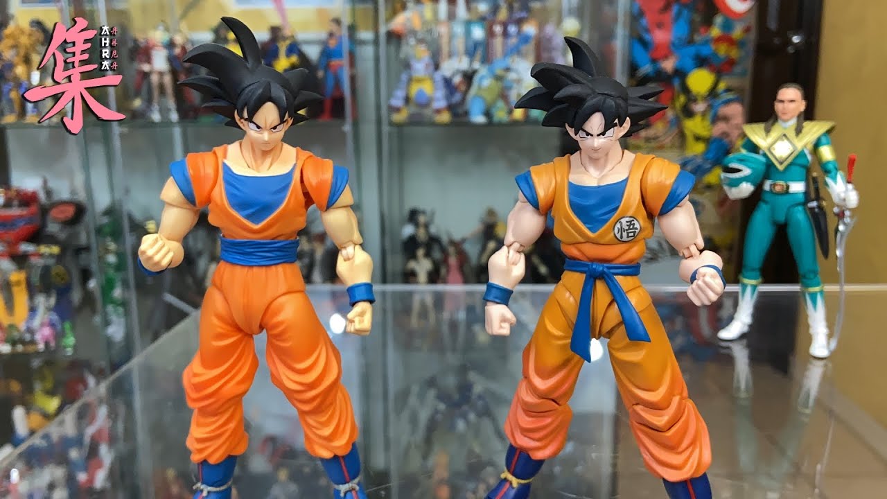 Dragon Ball S.H. Fiugarts Evolution Goku Vs Goku Super Hero Action Figure