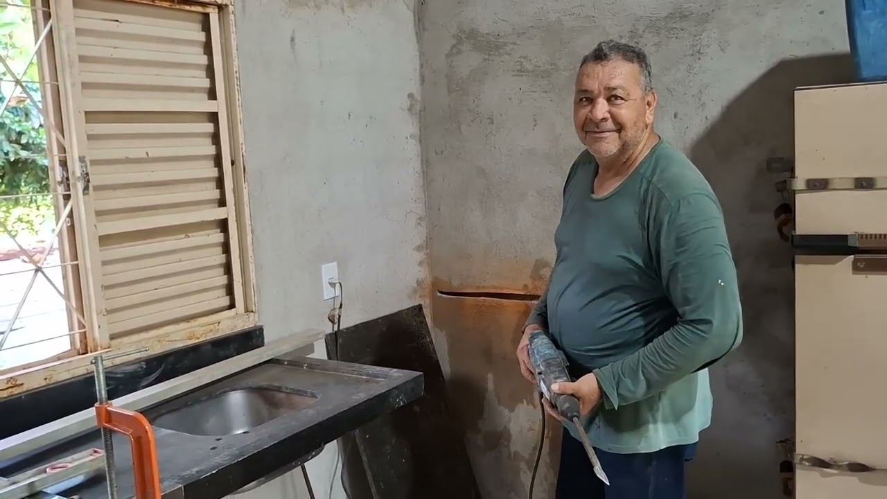 ASSENTAMOS A PIA DA COZINHA