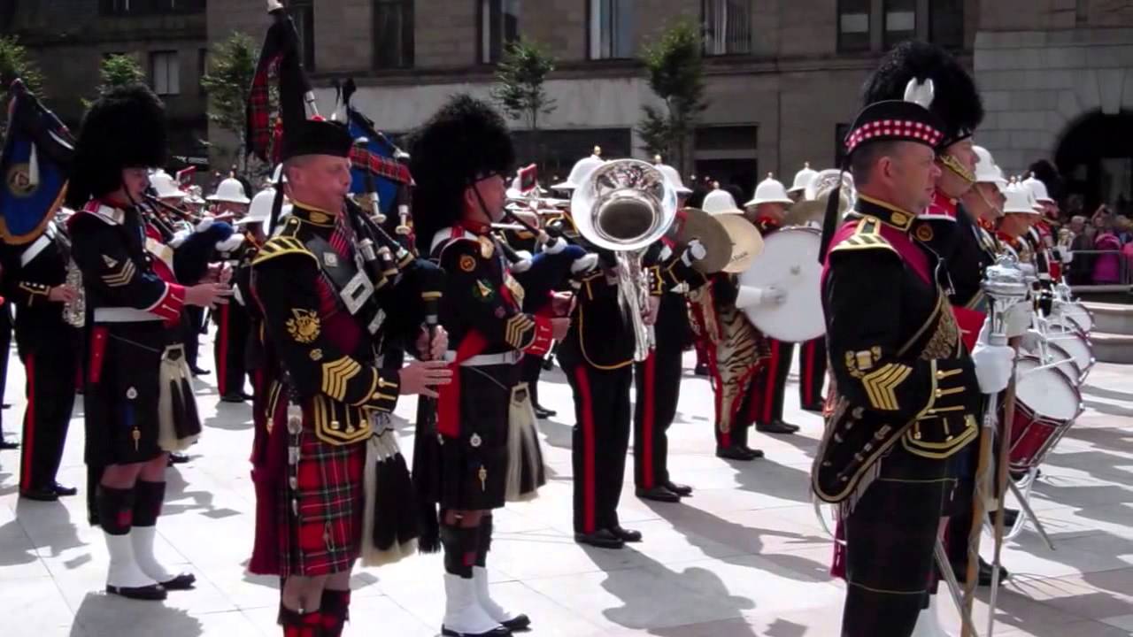 Pipers Playing Auld Lang Syne Mini Military Tattoo City Square Dundee Scotland