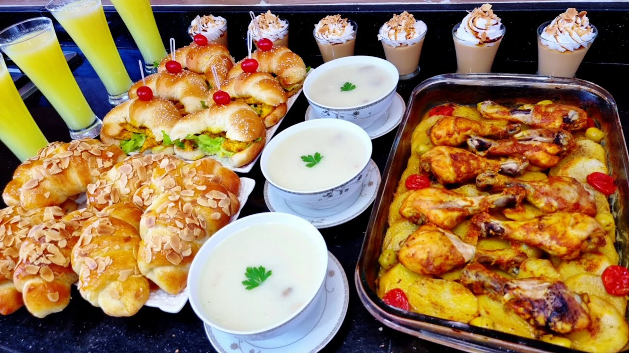 ثالث فطور رمضان🤷🏻‍♀️فطائر مالحة وحلوة بعجين واحد🥐تحلية بالكراميل خطيرة😋دجاج فالفرن🍗وعصير اقتصادي🍹