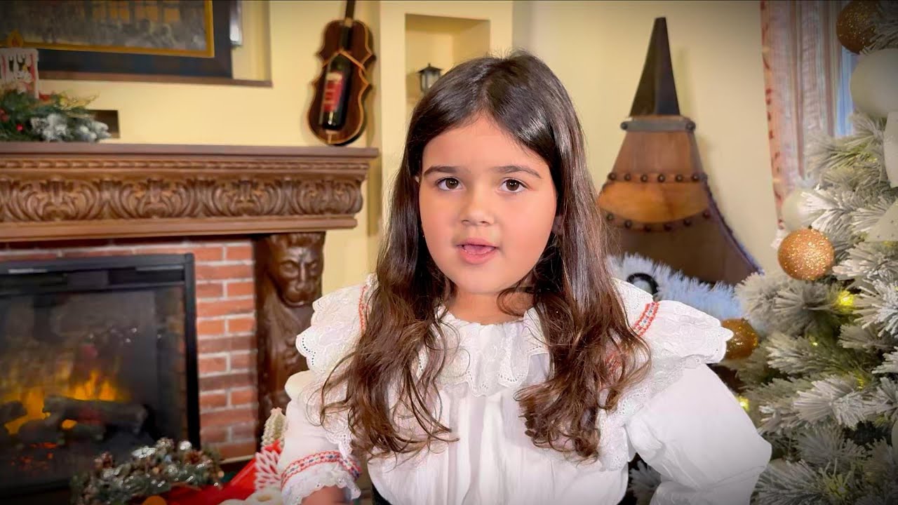 Maia Ispas - Deschideti usa, vin cu colinduta  - Profesor Raluca Marin 🎧 StudioAudioZainea