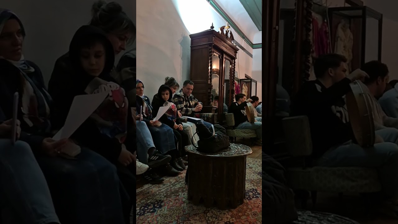 Hasretinle Yandı Gönlüm ( sondaki klarnet taksimi dinlemeden geçmeyin )