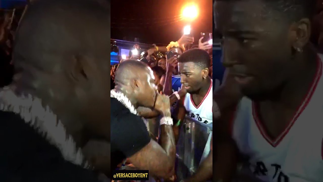 DaBaby fan PERFECTLY raps Off The Rip at Concert