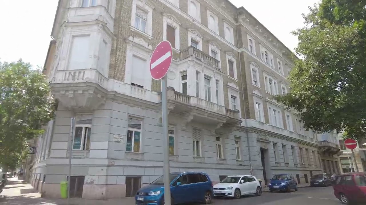 BUDAPEST Lower Buda, Fo Street to Batthyány Square