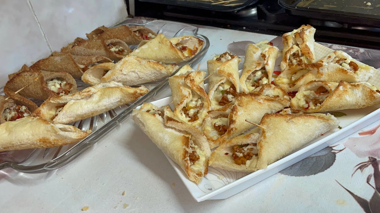 RAMADAN SPECIAL- Iftari starter cheesy bread pockets recipe by Afza Majid 
