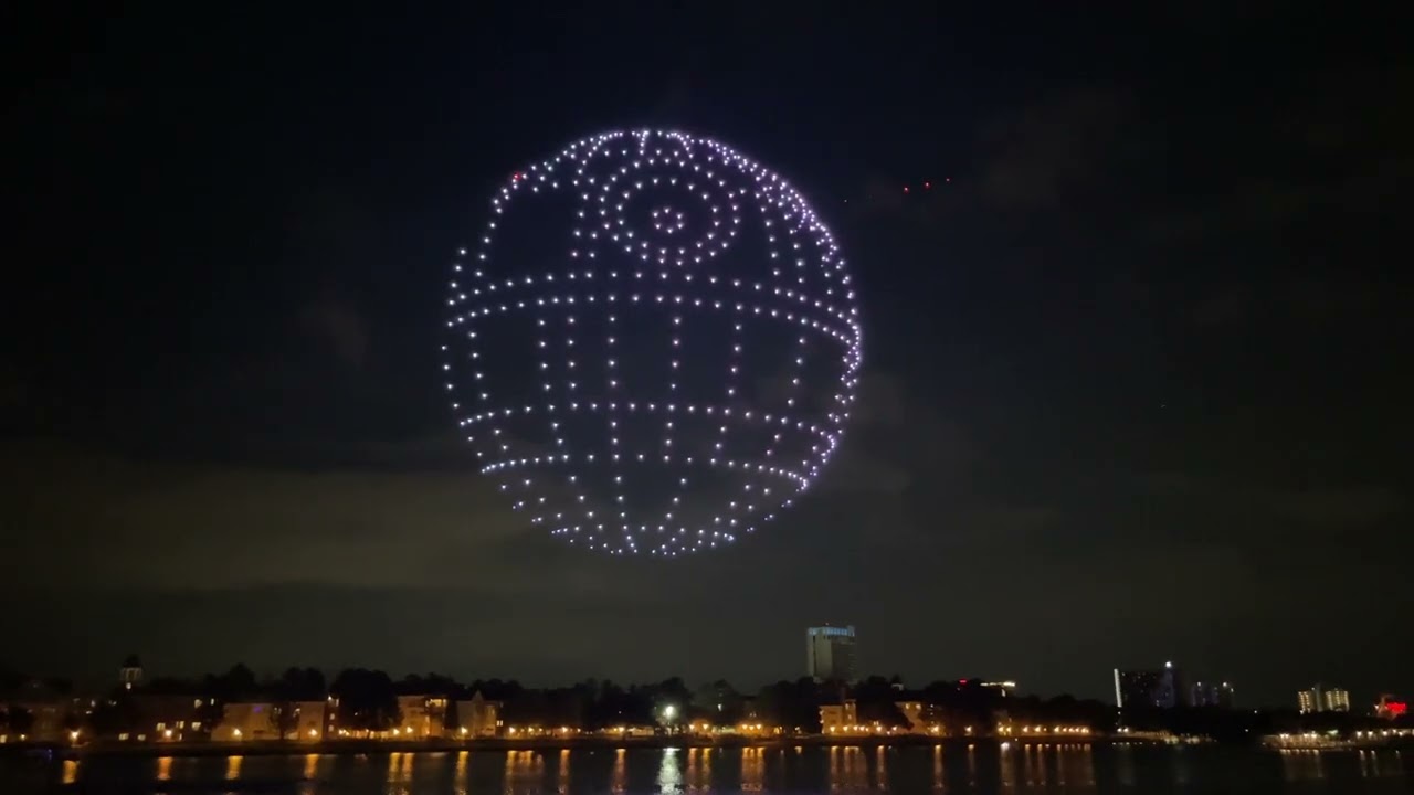 Nuevo Show de Drones en Disney Springs Orlando 2024