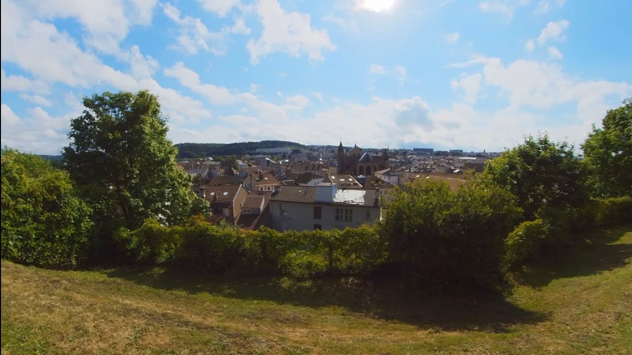 Ch&acirc;teau d'&Eacute;pinal et Parc du Ch&acirc;teau, France - 88000