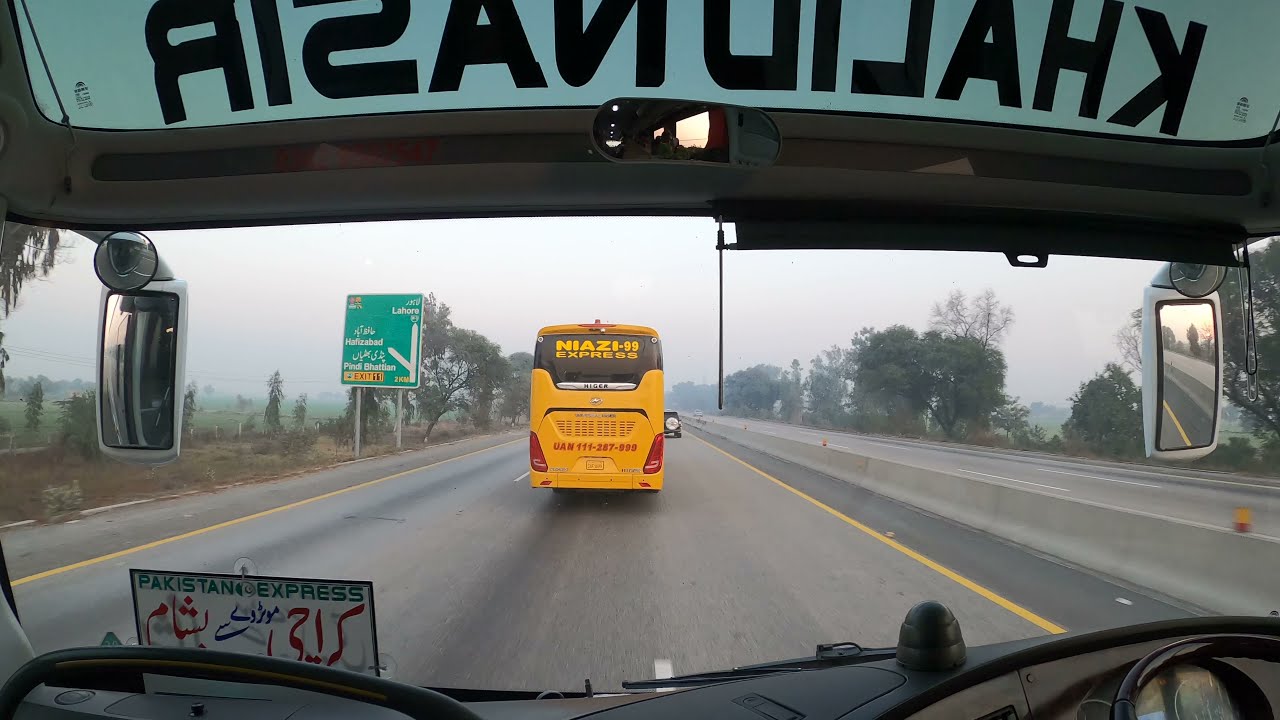 Pakistan Express Khalid Nasir | Niazi Express 99 | M2Motorway | Executive Class Bus | UAN03305491047