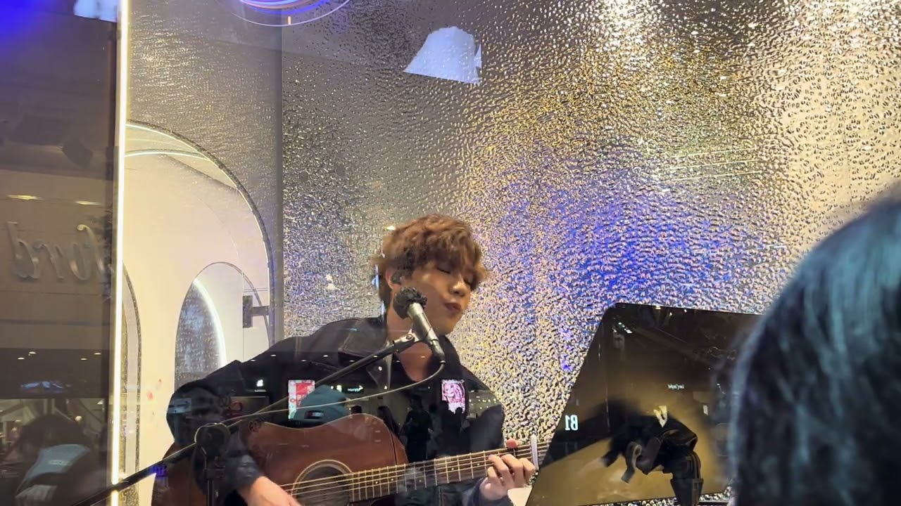 2025-01-10 Dark 黃明德 - 戀愛腦之死 @ 0 e:ffect Concept Store busking