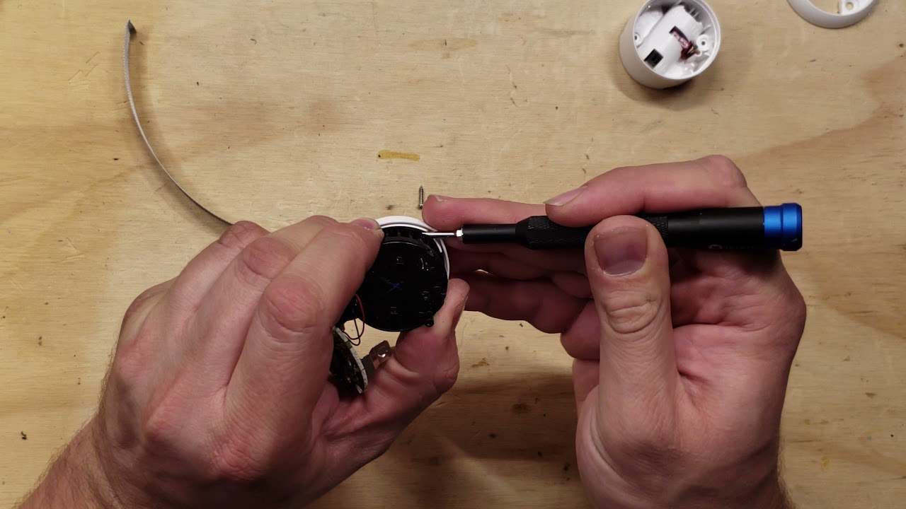 Teardown: Atom Smoke Detector