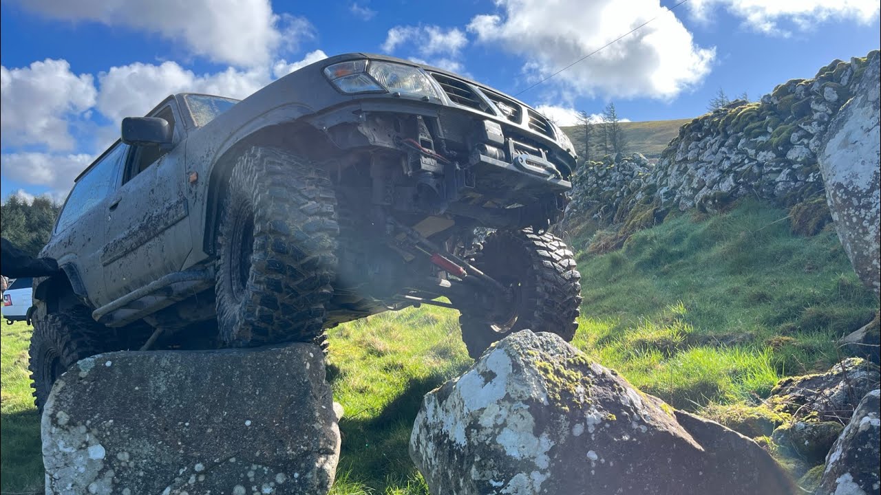 Nissan Patrol Y61 Mercedes V8 M113 5.0 Medium Wheel Base Conversion Restoration Process