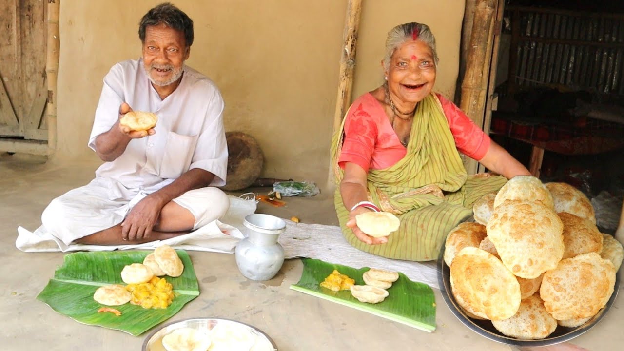 Bengali Favorite Fulko Luchi & KUMRO Ghanto Recipe | Village Cooking Luchi  Recipe By Grandmother