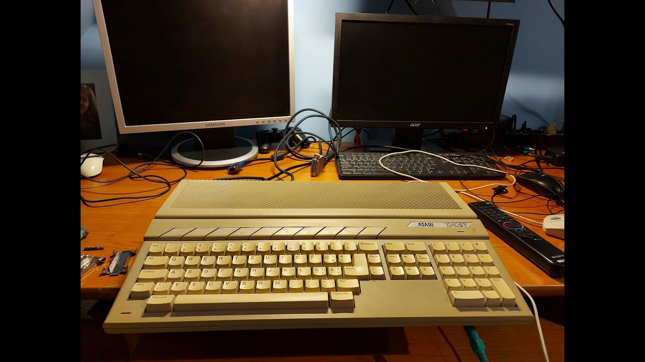 ATARI 1040 STF Adapter oraz przejści&oacute;wka do myszy PS/2. Pr&oacute;ba podłączenia myszy od PCeta...