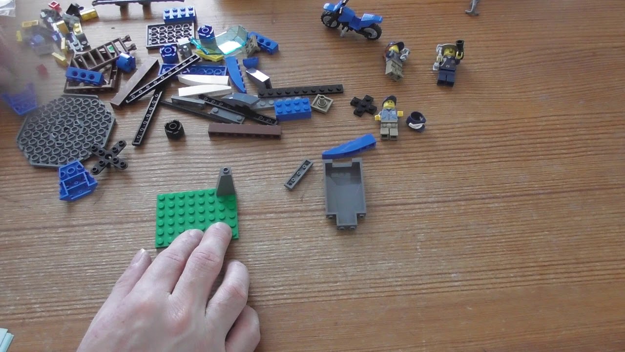 Speedbuild Lego City Mountain Police Headquarters SET 60174