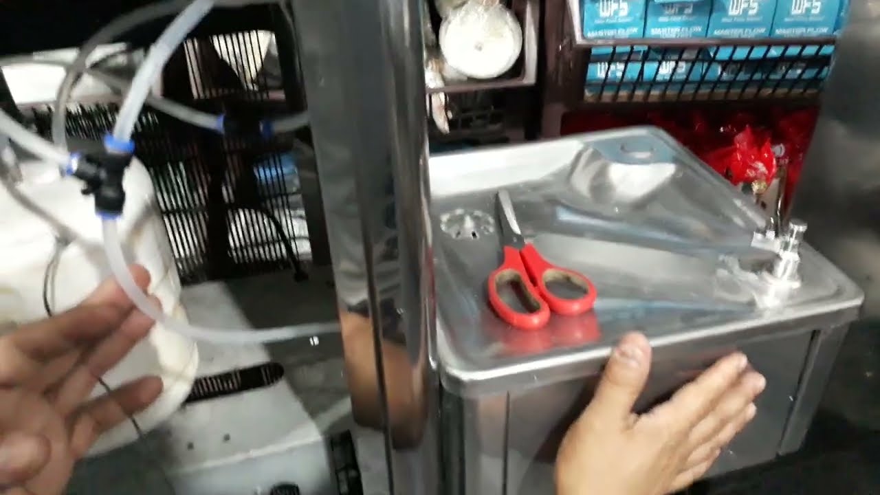 COMO COLOCAR AGUA NATURAL NO MINI ( BEBEDOURO CONJULGADO )