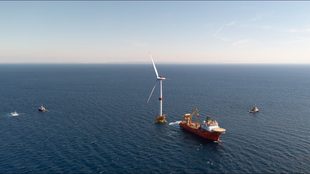 Provence Grand Large : installation of floating offshore wind turbines at sea