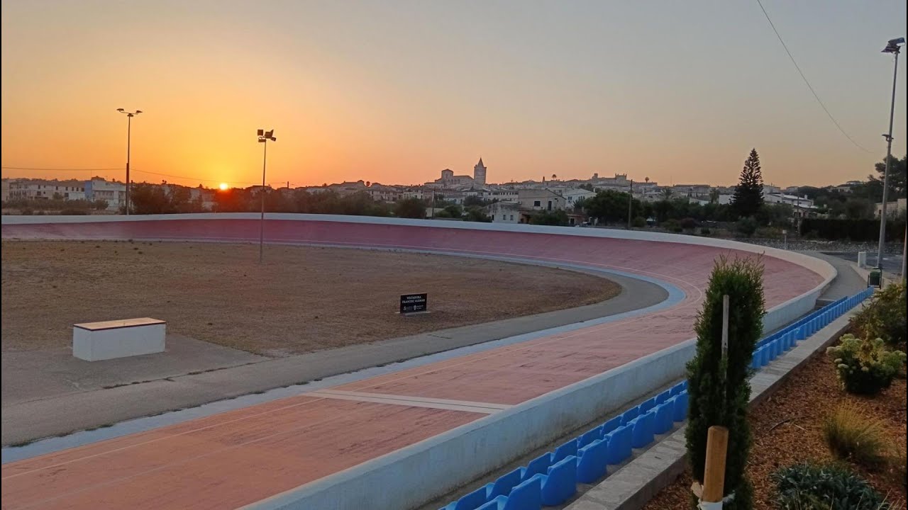 Cycling Mallorca - Sineu velodrome