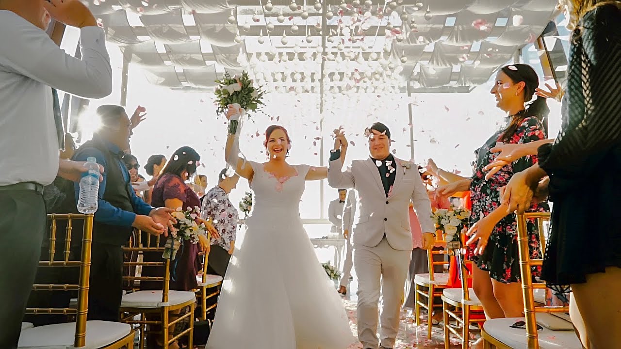 Bali Wedding Video: Australian Wedding at Anantara Uluwatu