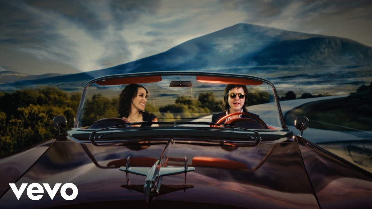 Chetes - Cerca De Ti (Video) ft. Gaby Moreno