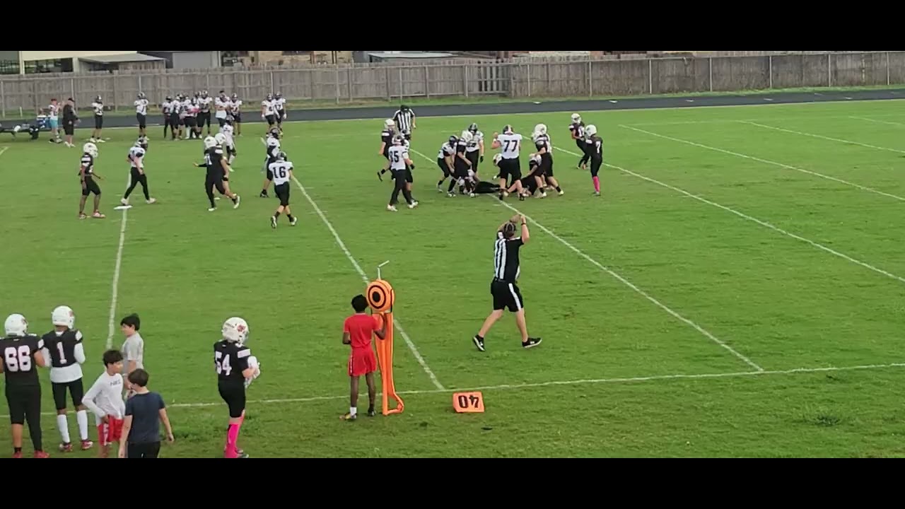 #kingboyer7 Pearland East Jr High 8th grade.   1st half vs Lomax