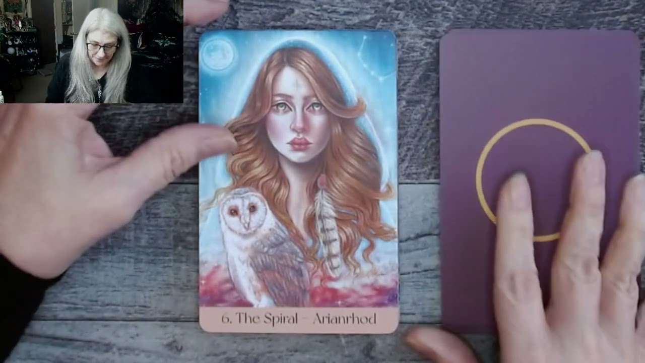 Maidens of the Wheel Oracle Unboxing and Test Drive