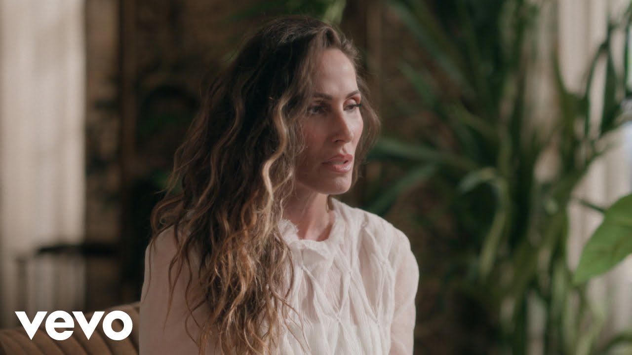 Malú - Sueños de Libertad (Video Oficial)