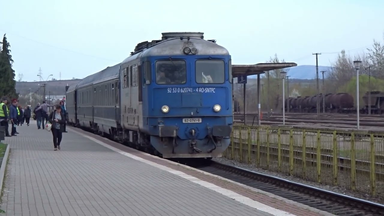 🎺 060-DA1 62-0741-4 RO-SNTFC cu noua goarna & IR-N 1642 in statia CFR Baia Mare 🎺