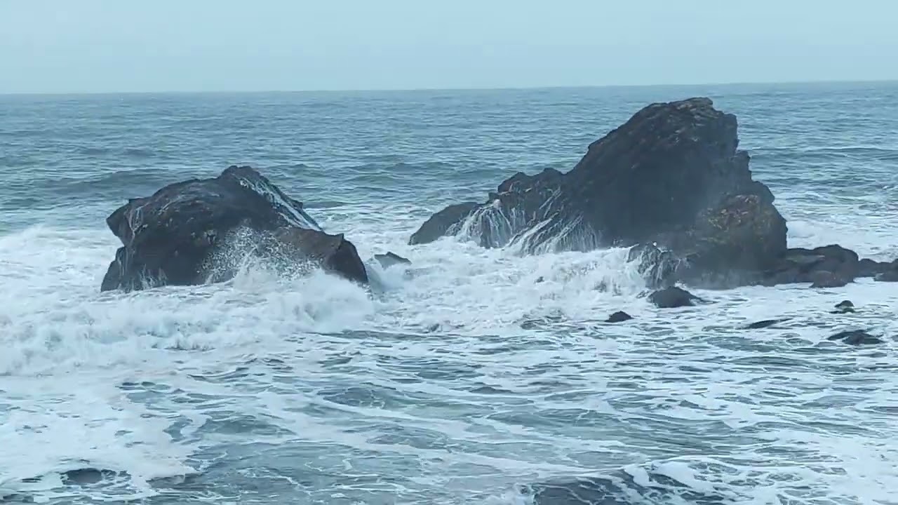 PLAYA DE SALINAS. ASTURIAS.