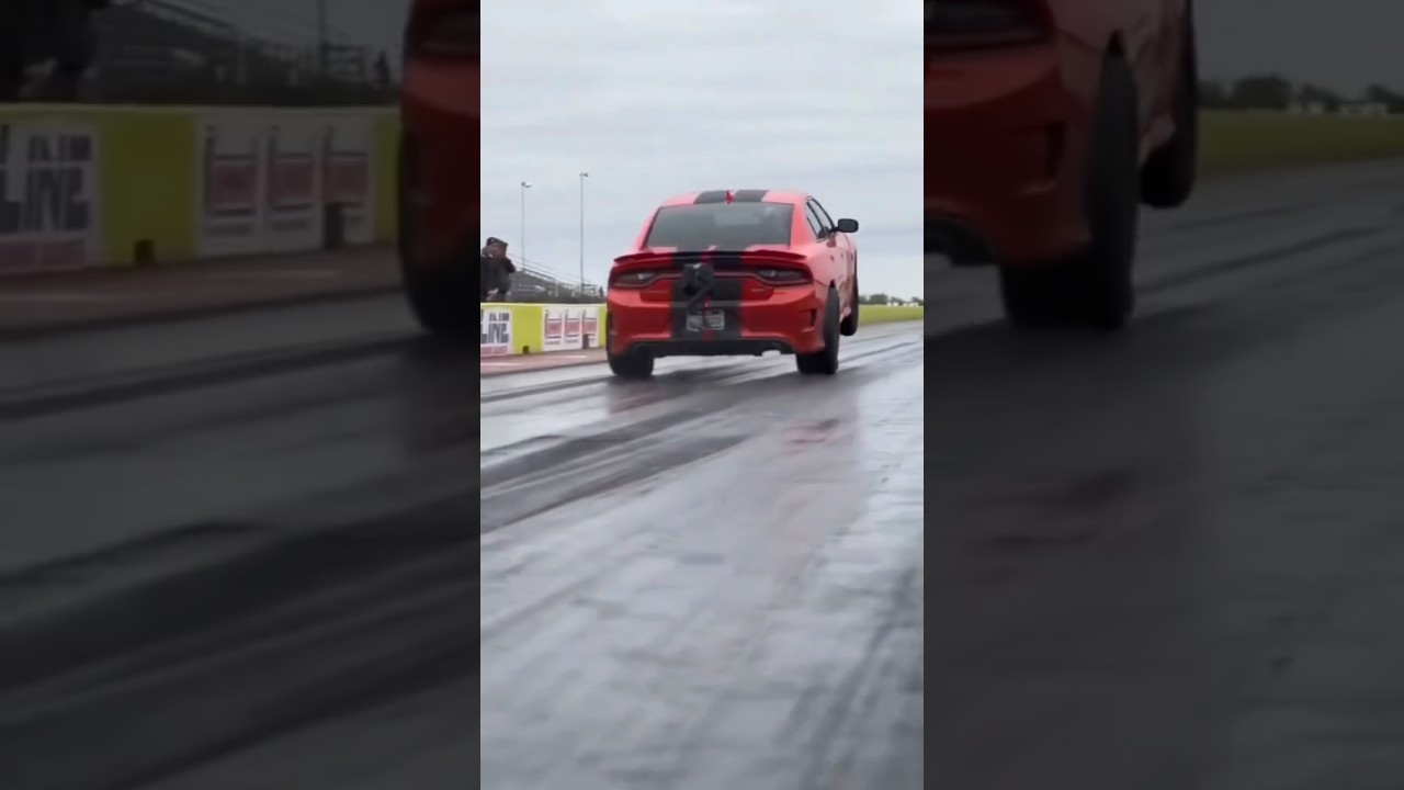 HELLCAT Charger POPS A WHEELIE at Full Throttle! #dodge #hellcat
