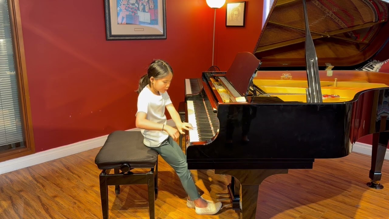 Skylee plays Rainbow Fish by Catherine Rollin 