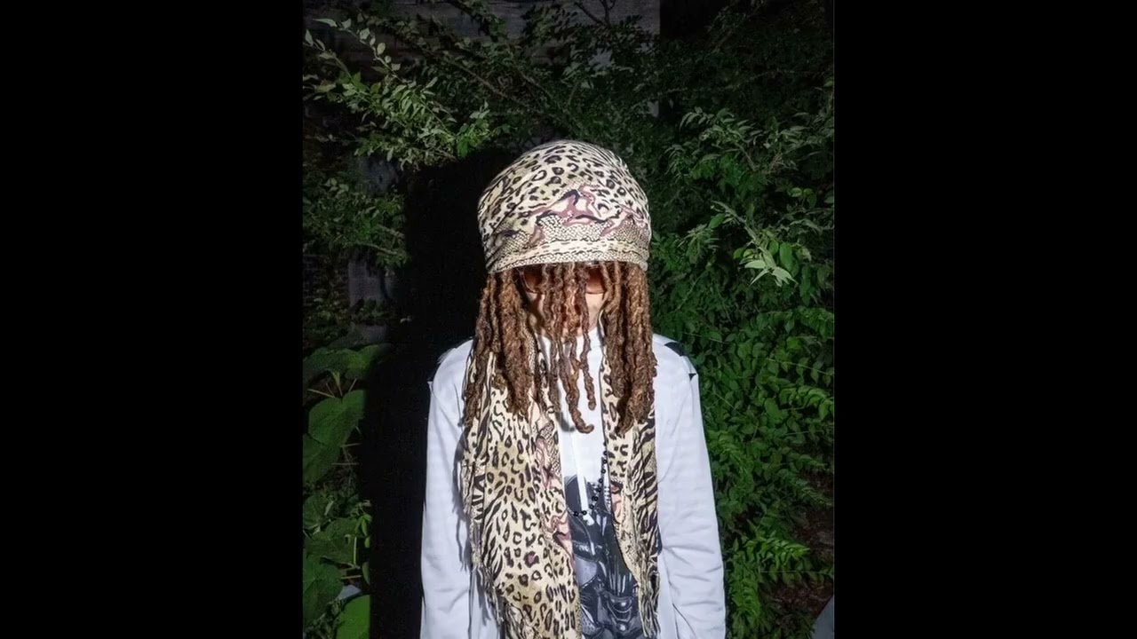 CHE - MONSTER (VOLONTAY INTRO)