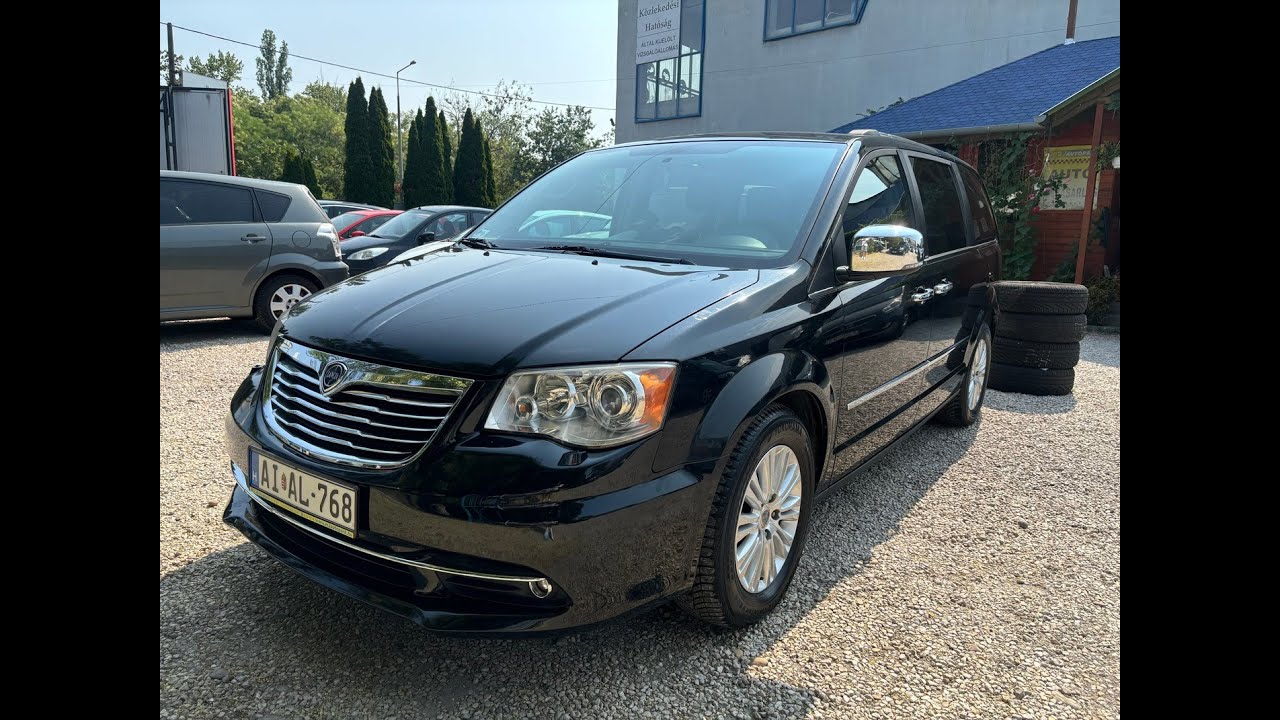 Lancia Voyager 2.8 DS Platinum Automata 7 személyes - Bemutató - Eladó