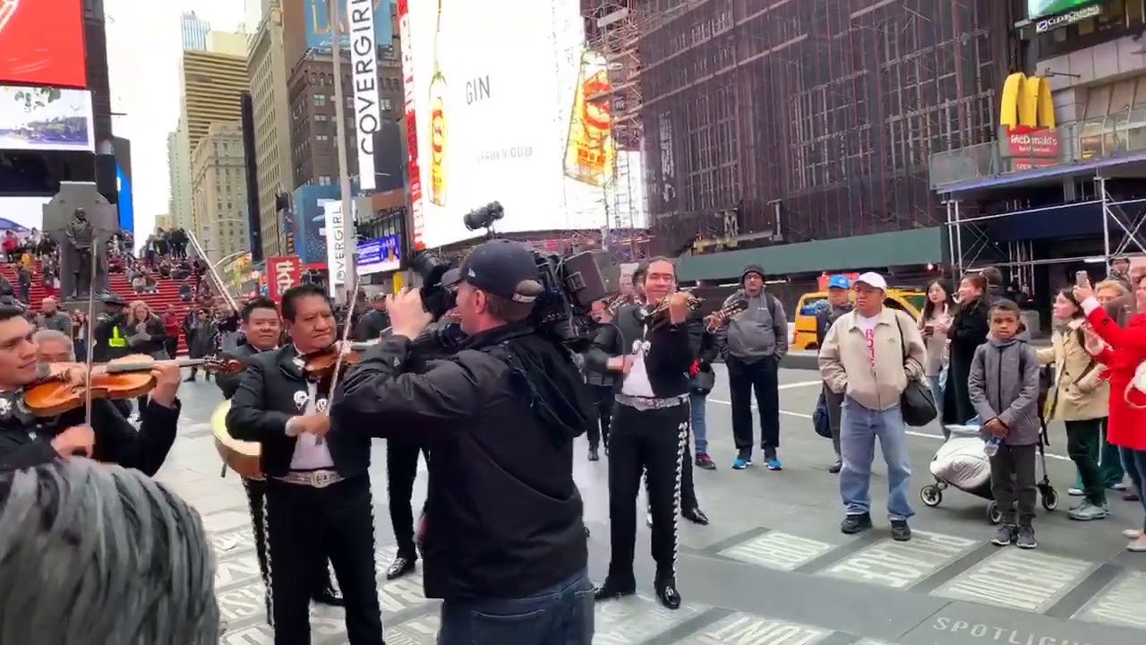 New York City Mariachi in Times Square Off: 917-709-3885