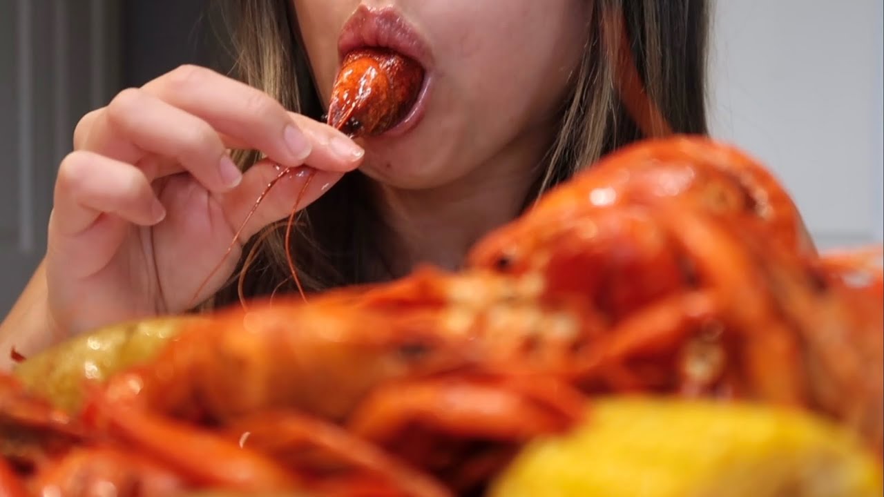 CRAWFISH MUKBANG | HEAD SUCKING *slurping sounds*