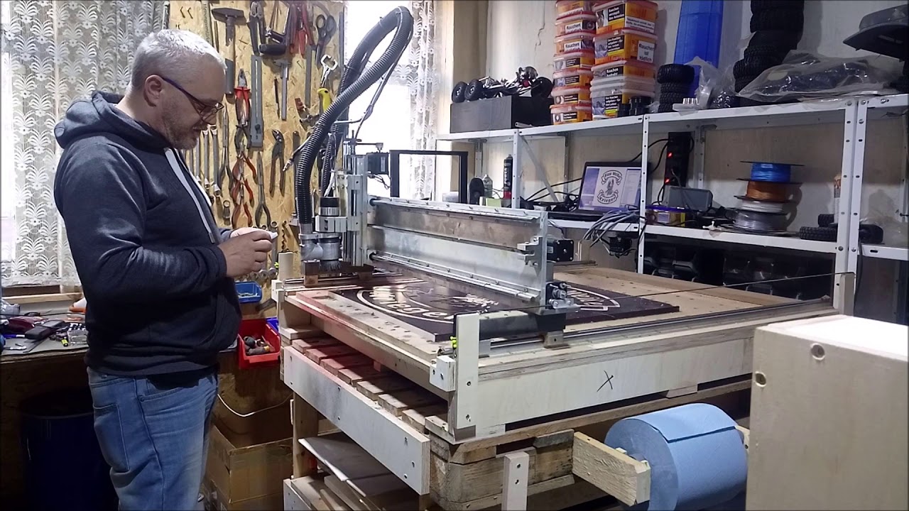 reicht die billige 500W frässpindel um einen 4mm einschneider-fräser mit 4mm zustellung zu fahren?