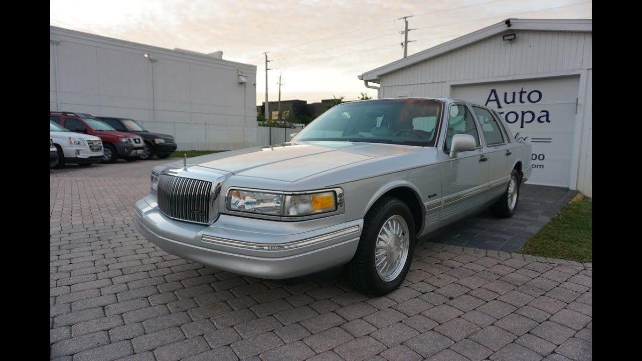 The 2nd Generation Lincoln Town Car was a Commercial Success and a Great Car *SOLD*