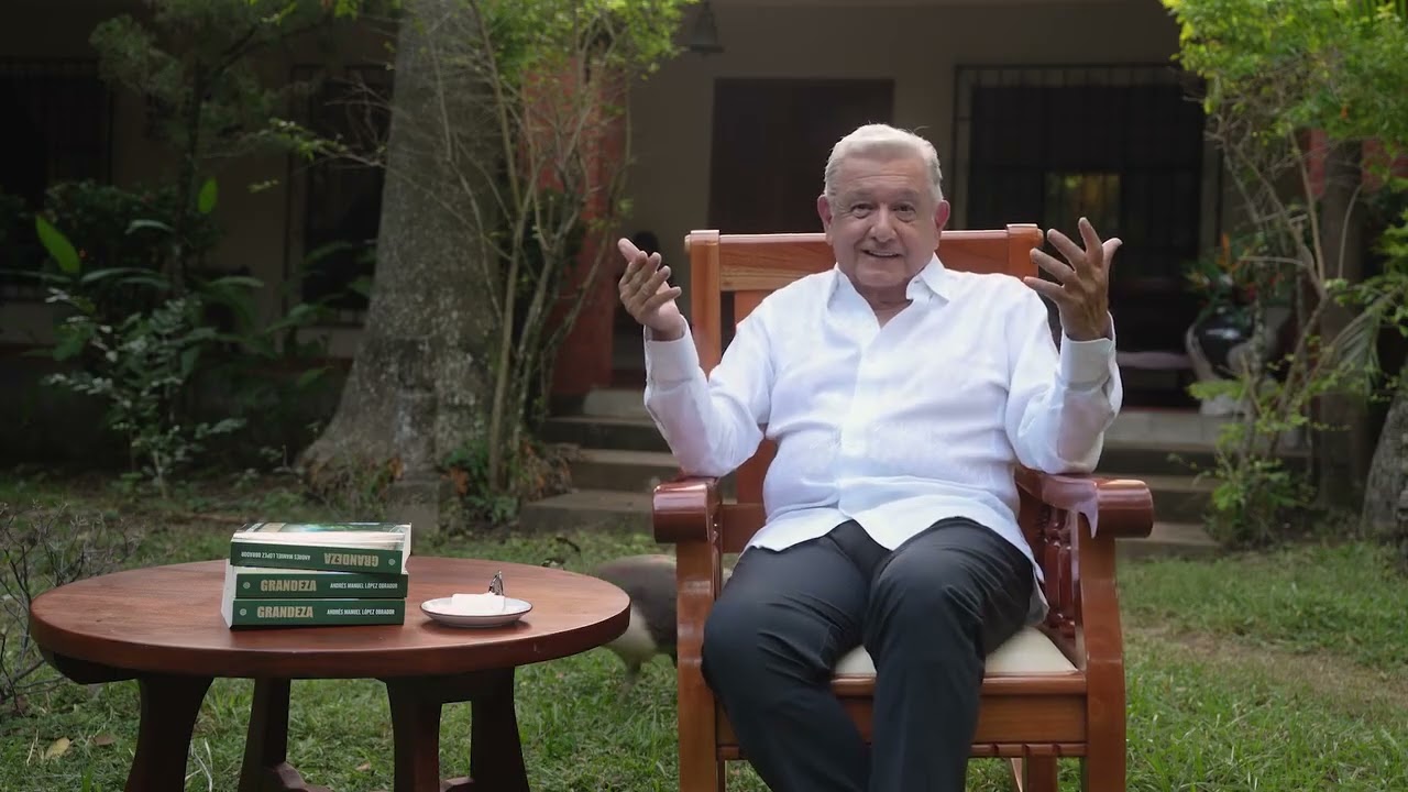 López Obrador anuncia su nuevo libro “Grandeza” tras un año de ausencia en redes