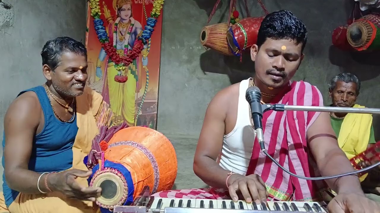 Radhe radhe  ହରେକୃଷ୍ଣ ମହାମନ୍ତ୍ର ଷ୍ବର ରୂପା ବଗିଚାରେ ତୁ ସୁନାରଫୁଲ