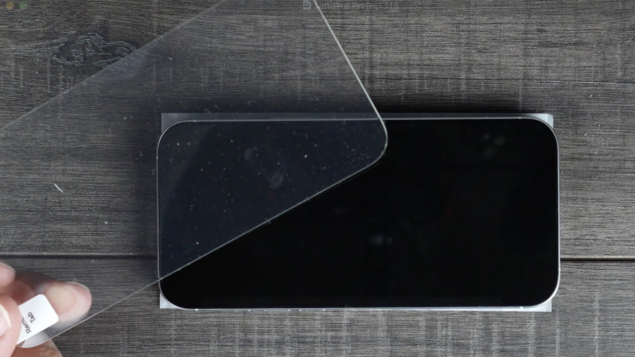 iPhone 16 :  Install Glass Screen Protector (NO BUBBLES)