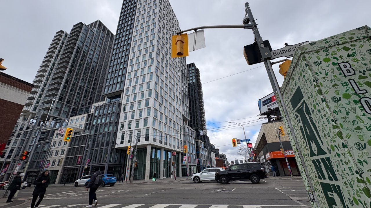 IRL LIVE Toronto Morning Walk From The Annex to BloorYorkville March 12, 2026 (0 Celsius)