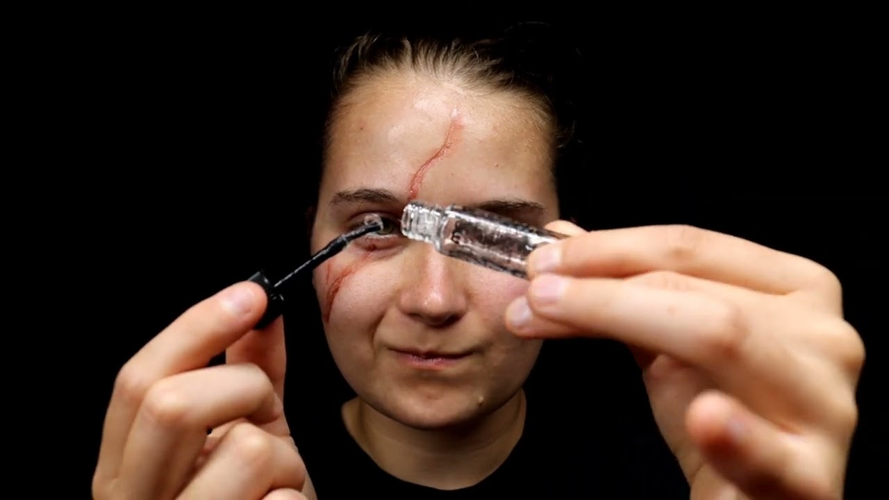 Fake Scar Tutorial Using Mehron Rigid Collodion