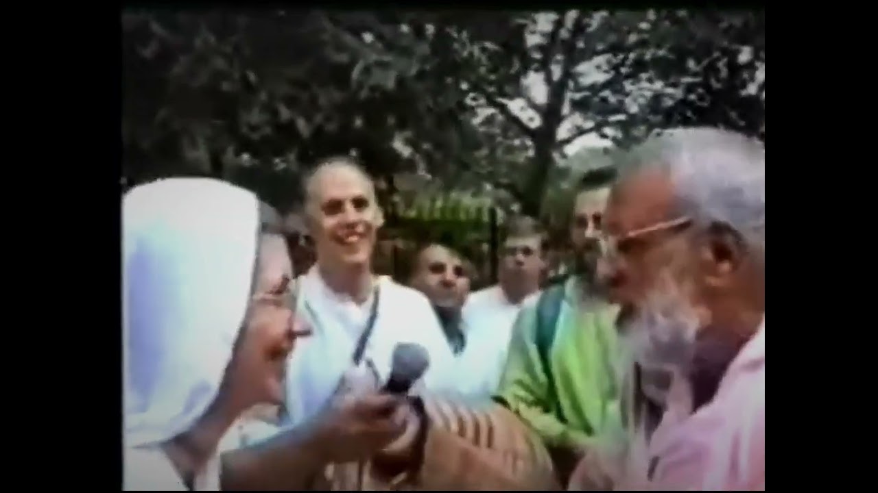 Srila Narayana Maharaja ,Srila Prabhupada at Tompkins Square Park and 26 Second Ave New York 1996.