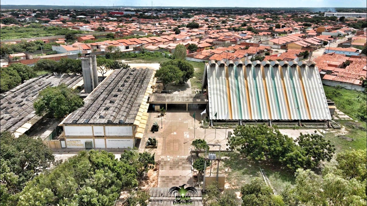 PARNAÍBA PI: ESCOLA MUNICIPAL CAIC VISTA DE CIMA