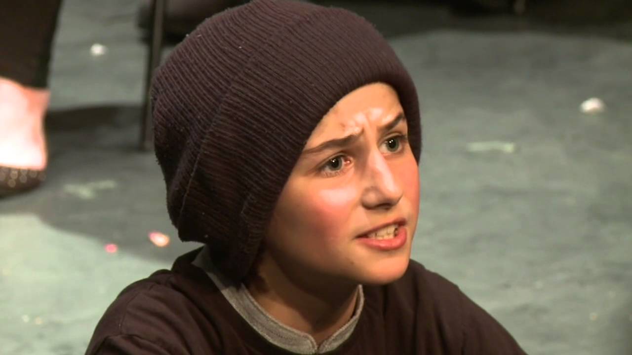 Sebastian Croft performing in Bumblescratch