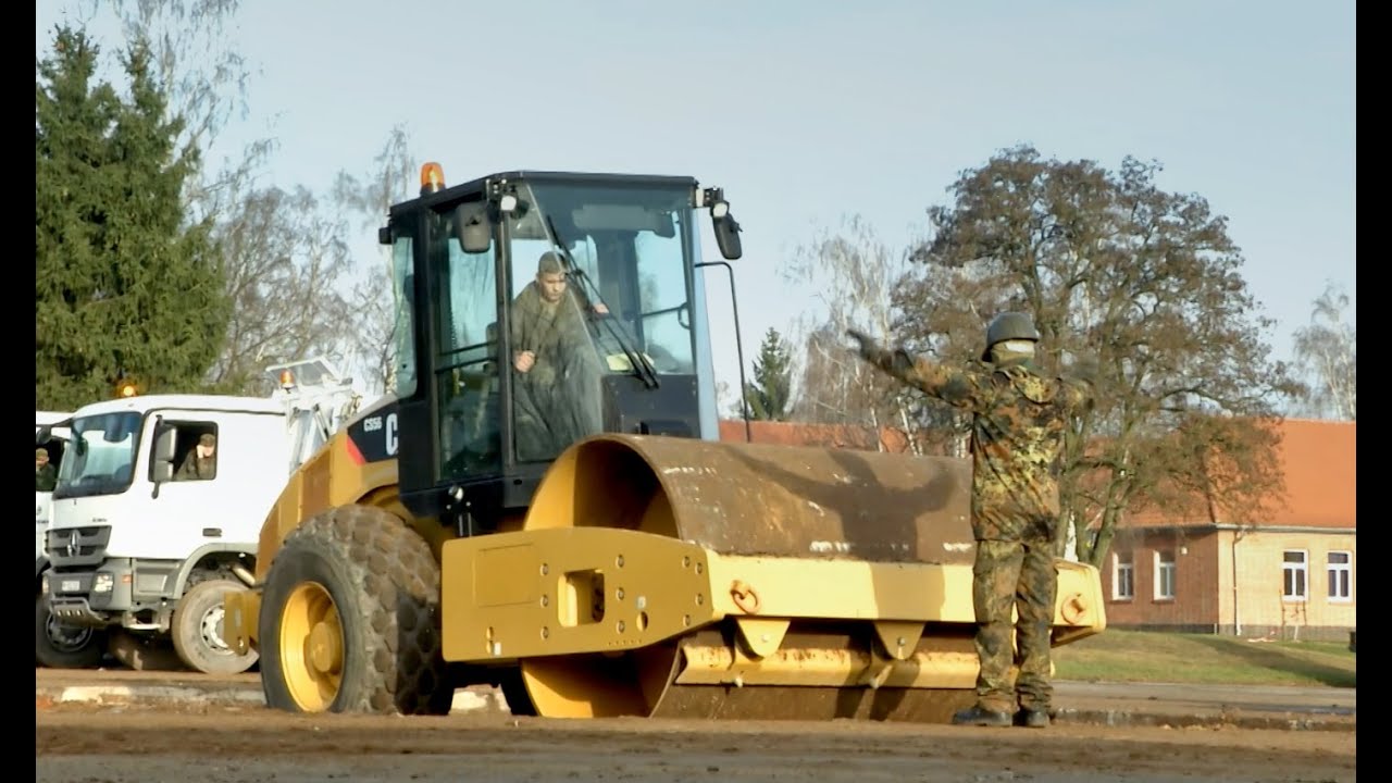 Startbahninstandsetzung durch Luftwaffenpioniere - Bundeswehr