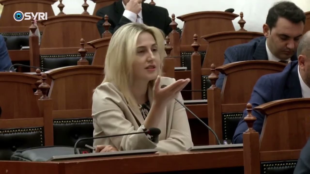 Raporti p&euml;r pasojat e krimit t&euml; komunizmit, Zhupa: Ku &euml;sht&euml; Blendi Gonxhe q&euml; mburret?